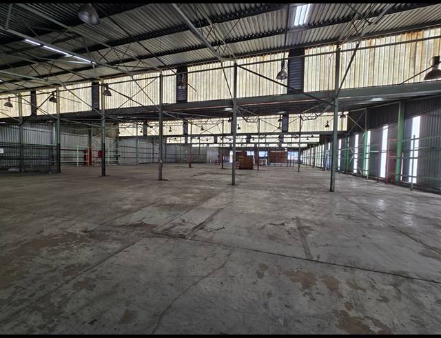 9,049M² WAREHOUSE TO LET IN TUNNEY